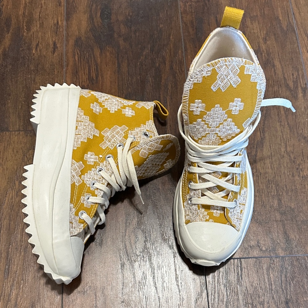 Converse Run Star Hikes Hi Top Tonal Embroidery Unisex Platform Sneakers Chucks - Picture 2 of 14